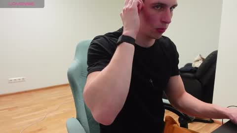 RYAN DOZER online show from 04-14-26, 05:30