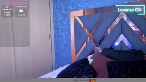 Snapshot of ryan_evanns chatting on 10-03-25, 11:29 R Y A N online show from 10-03-25, 11:29