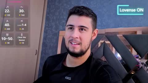 Snapshot of ryan_evanns chatting on 10-05-25, 12:25 R Y A N online show from 10-05-25, 12:25