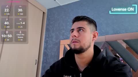 Snapshot of ryan_evanns chatting on 10-13-25, 01:11 R Y A N online show from 10-13-25, 01:11