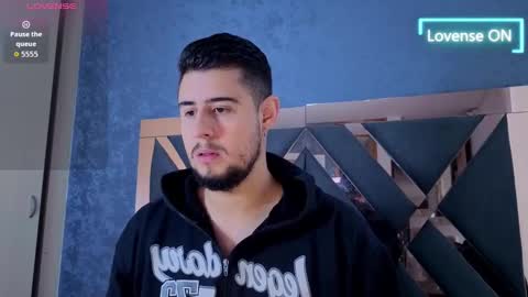 Snapshot of ryan_evanns chatting on 10-19-25, 12:17 R Y A N online show from 10-19-25, 12:17