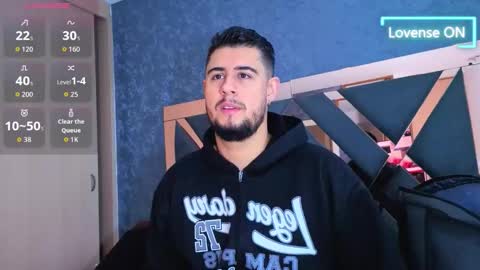 Snapshot of ryan_evanns chatting on 10-25-25, 11:29 R Y A N online show from 10-25-25, 11:29