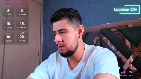 Snapshot of ryan_evanns chatting on 11-02-25, 11:56 R Y A N online show from 11-02-25, 11:56