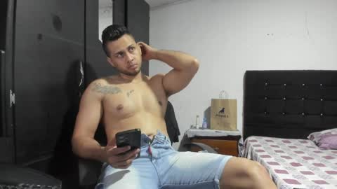 ryan_xc1 online show from 04-11-26, 03:11