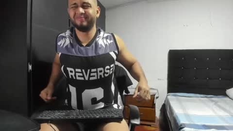 ryan_xc1 online show from 05-29-26, 03:15