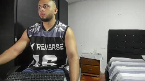 ryan_xc1 online show from 06-04-26, 03:12