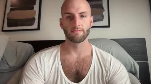 Ryan  Chad online show from 11-05-25, 02:50