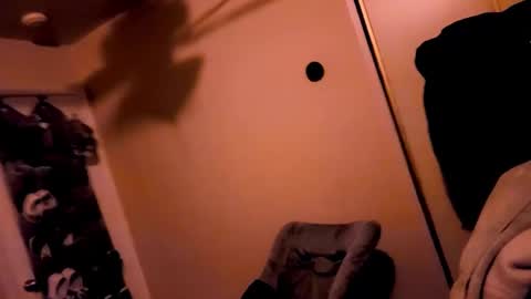 Snapshot of ryanfc85 chatting on 01-14-25, 05:51 RFC666 online show from 01-14-25, 05:51