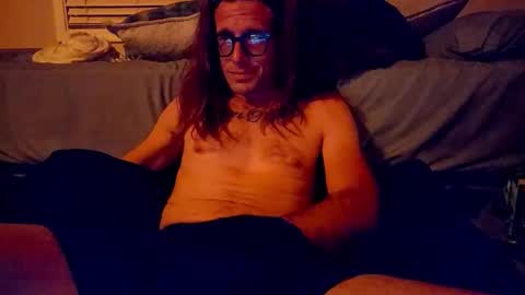 Snapshot of ryanfc85 chatting on 11-03-25, 04:47 RFC666 online show from 11-03-25, 04:47