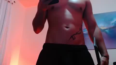 Snapshot of ryangreys01 chatting on 07-24-26, 01:20 Ryan online show from 07-24-26, 01:20