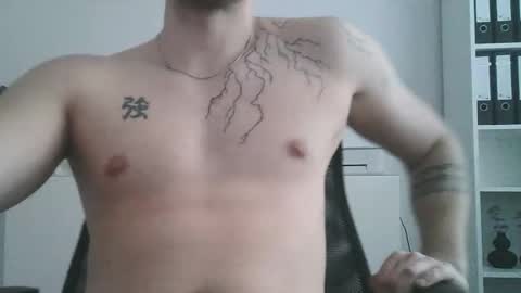 Snapshot of ryanhoffmann15 chatting on 02-22-26, 02:48 ryanhoffmann15 online show from 02-22-26, 02:48