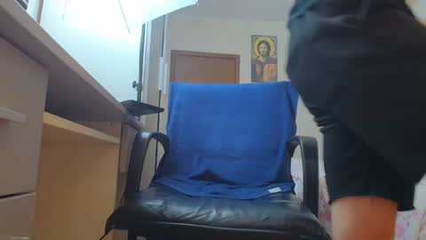 Snapshot of ryanstone_ chatting on 06-27-26, 05:23 Ryanstone online show from 06-27-26, 05:23