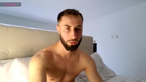 Snapshot of ryanstorm1 chatting on 03-22-26, 01:47 ryanstorm1 online show from 03-22-26, 01:47