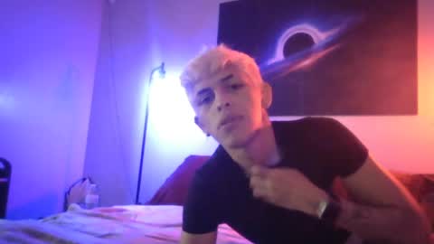 Snapshot of ryanunholy chatting on 08-09-26, 04:56 ryanunholy online show from 08-09-26, 04:56