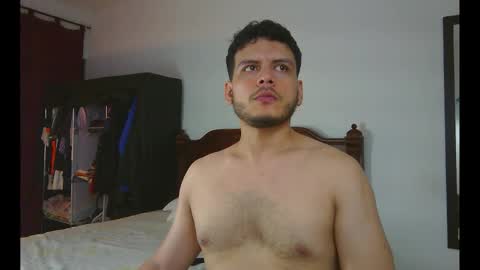 Snapshot of ryl_ chatting on 12-16-25, 11:54 Ryl online show from 12-16-25, 11:54