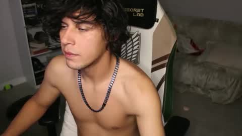 Ryot3 online show from 10-26-25, 04:18