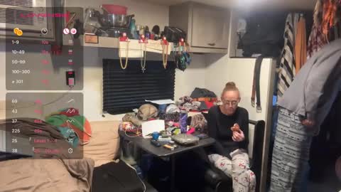 RyTracey2024 online show from 11-09-25, 09:13