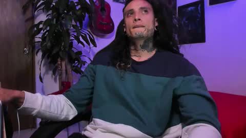 leopmonk help me reach 100 thumbs up online show from 12-17-25, 02:17