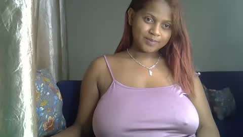Snapshot of rywanna chatting on 04-21-26, 01:42 rywanna online show from 04-21-26, 01:42