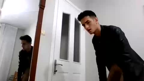 s2ici online show from 10-18-25, 08:04