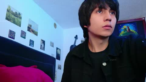 Snapshot of s_a_t_u_r_n chatting on 07-04-26, 03:45 ST online show from 07-04-26, 03:45