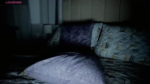 Snapshot of s_crosby chatting on 01-12-25, 06:49 Zara online show from 01-12-25, 06:49