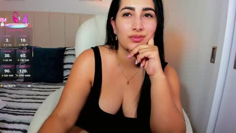 Snapshot of s_crosby chatting on 02-07-25, 12:20 Zara online show from 02-07-25, 12:20