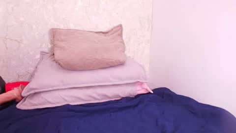 Snapshot of s_sofia_ chatting on 09-15-25, 07:25 s_sofia_ online show from 09-15-25, 07:25