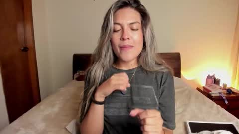 Leslie Beltrn online show from 03-25-26, 04:29