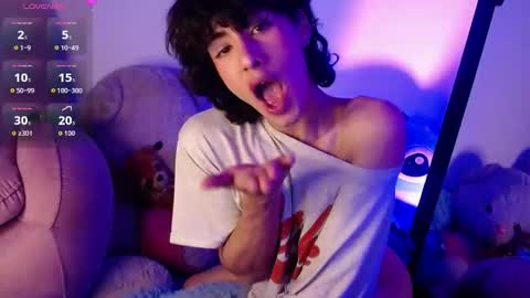 Santi  online show from 11-06-25, 12:44