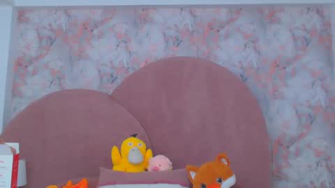 Snapshot of saara_brown chatting on 02-04-25, 07:11 Saara Brown online show from 02-04-25, 07:11