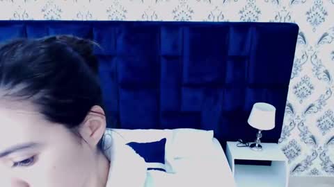 Snapshot of saara_brown chatting on 03-03-25, 12:16 Saara Brown online show from 03-03-25, 12:16