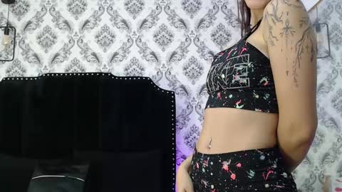 Snapshot of saara_brown chatting on 03-12-25, 12:26 Saara Brown online show from 03-12-25, 12:26