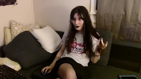 sabinewinters online show from 03-29-26, 01:38