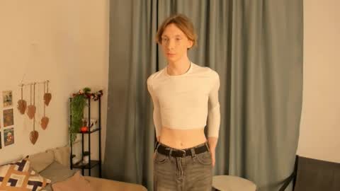 Snapshot of sableflux chatting on 02-28-26, 05:52 sableflux online show from 02-28-26, 05:52