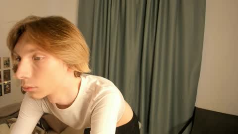 Snapshot of sableflux chatting on 03-01-26, 05:42 sableflux online show from 03-01-26, 05:42