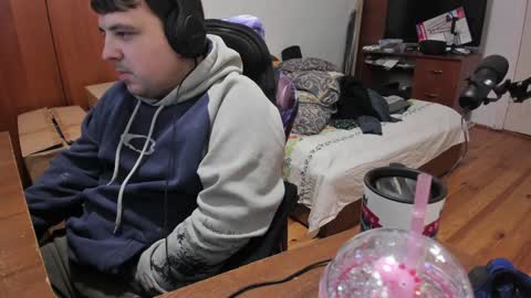 1141323  my Lord Mister Max   moms treasure online show from 01-04-25, 10:45