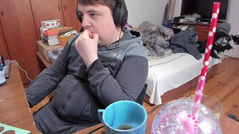 1141323  my Lord Mister Max   moms treasure online show from 01-14-25, 07:59