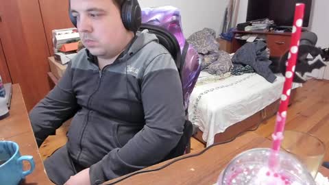 1141323  my Lord Mister Max   moms treasure online show from 01-16-25, 08:43