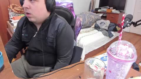 1141323  my Lord Mister Max   moms treasure online show from 01-25-25, 09:04