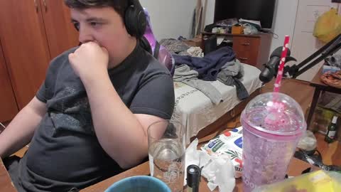 1141323  my Lord Mister Max   moms treasure online show from 01-31-25, 06:25