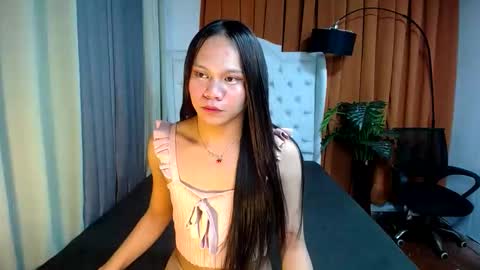 Snapshot of sabrina58 chatting on 02-10-26, 10:36 sabrina58 online show from 02-10-26, 10:36