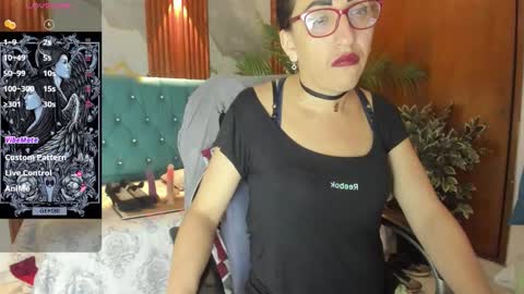 Snapshot of sabrina_dupont chatting on 01-06-26, 12:42 SABRINA online show from 01-06-26, 12:42