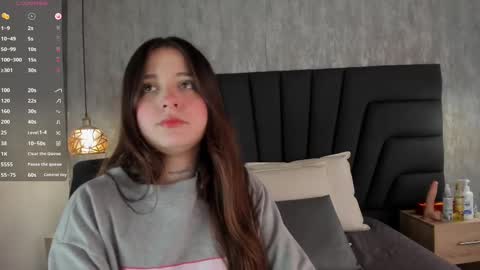 Snapshot of sabrina_lennox chatting on 03-07-25, 07:38 Sabrina Maria online show from 03-07-25, 07:38