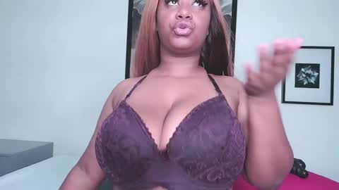 Sabrina Mora online show from 12-28-24, 02:10