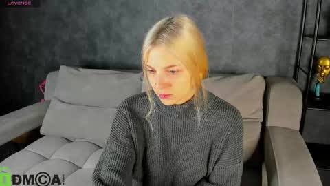 sabrina_moun online show from 10-20-25, 09:21