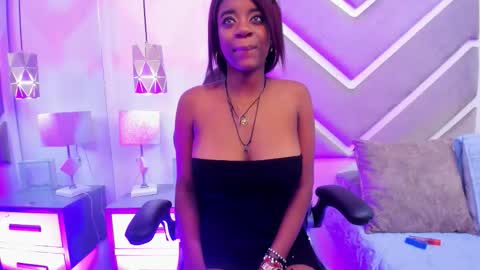 SabrinnaBrownn online show from 10-13-25, 04:34