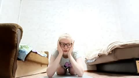 Snapshot of sabrinahandlin chatting on 04-13-26, 06:46 Sabrina online show from 04-13-26, 06:46