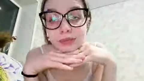 Snapshot of sabrinahandlin chatting on 04-28-26, 07:08 Sabrina online show from 04-28-26, 07:08