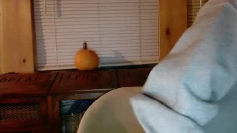 Snapshot of sabrinalexington chatting on 10-25-25, 10:04 Sabrina online show from 10-25-25, 10:04